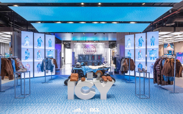 Adidas in shop liefern on sale lassen